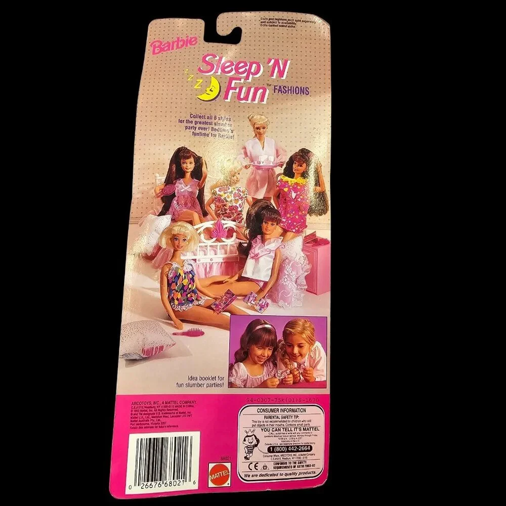 VINTAGE 1993 MATTEL BARBIE SLEEP N FUN‎ FASHIONS PAJAMA'S PINK BRUSH NEW 68021